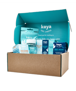 Packshot coffret Sérénité avec produits au CBD de Kaya